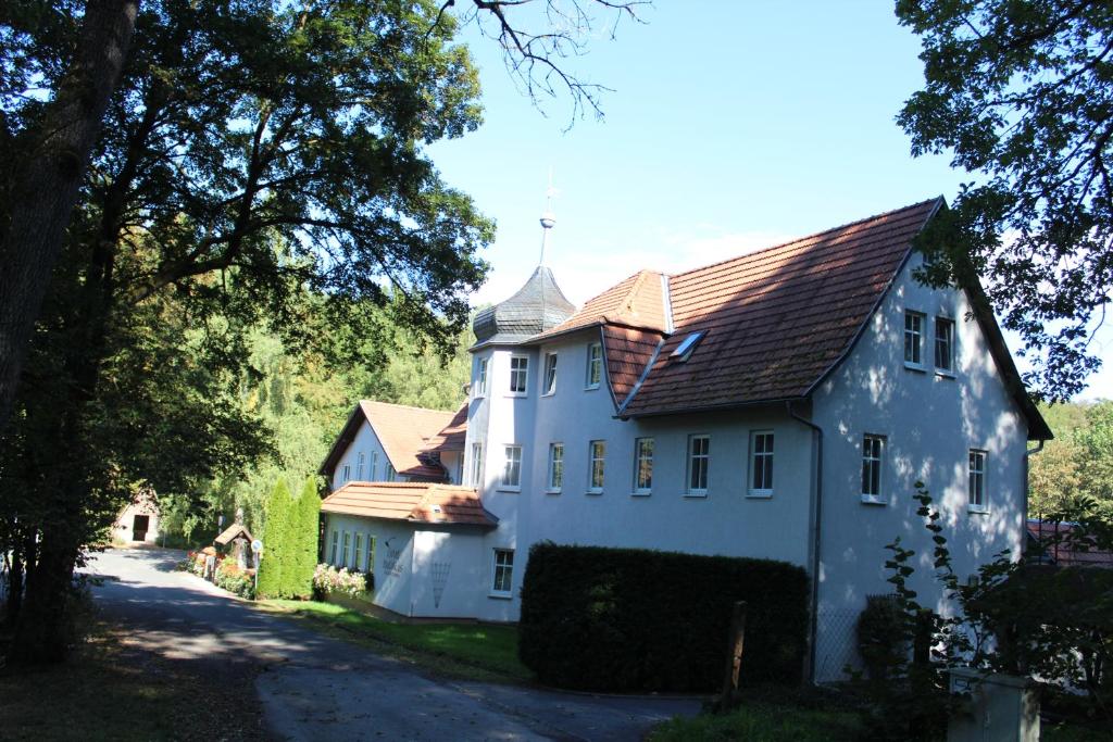 Hotel Waldhaus Waldhaussiedlung 10, 98630 Römhild