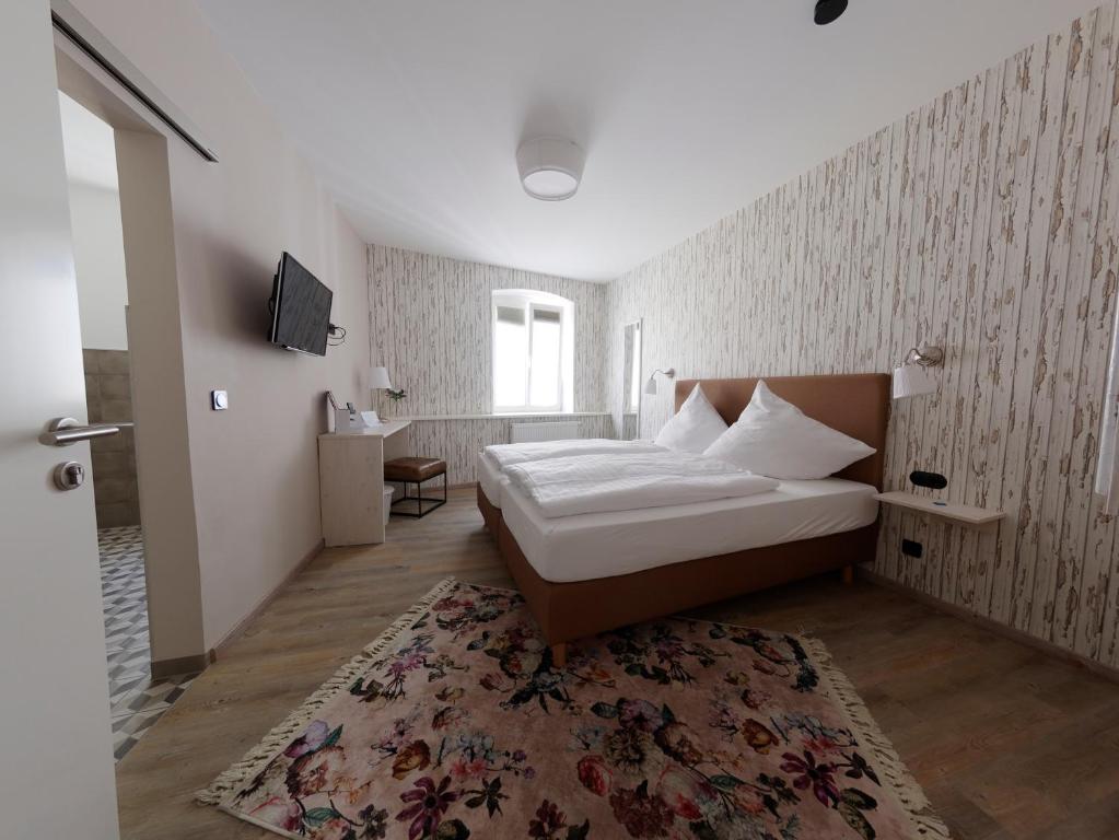 Hotel - Weinbar FAHR AWAY Hauptstrasse 34, 97332 Volkach