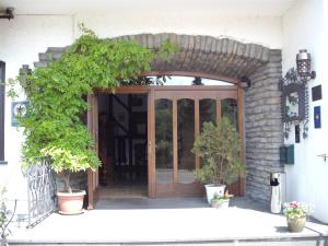 Hôtel Hotel Weinhaus Liesertal Moselstraße 39 54484 Maring-Noviand Rhénanie-Palatinat