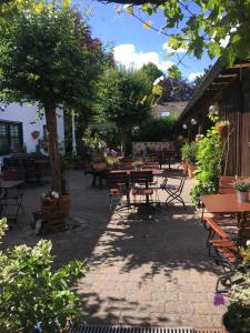 Hotel & Weinhaus Zum Schwarzen Bären