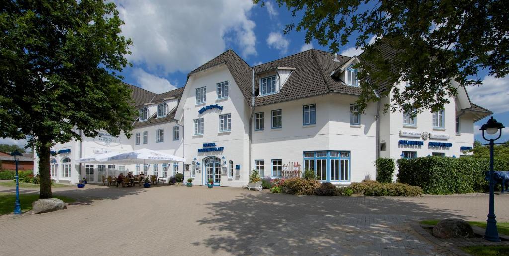 Hotel Wikingerhof Tetenhusener Chaussee 1, 24848 Kropp