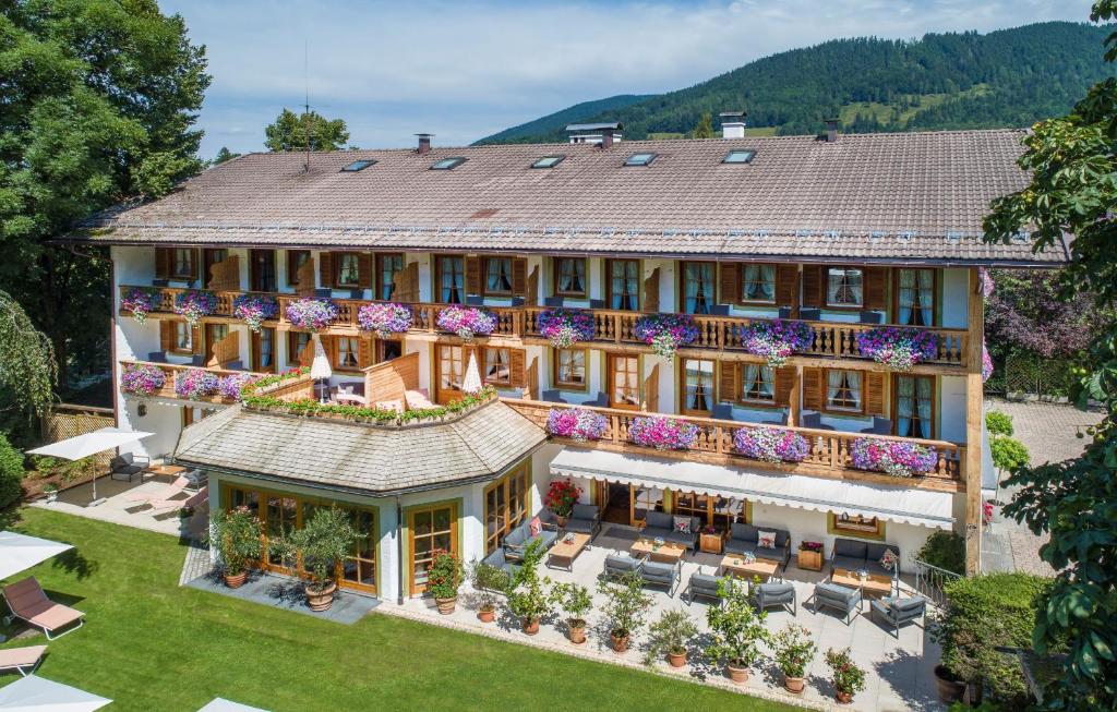 Hôtel Hotel Ziegleder Reiffenstuelweg 1a 83700 Rottach-Egern