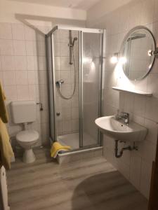 Hôtel Hotel zum Nordpol Holstenstr.11 25560 Schenefeld Schleswig-Holstein