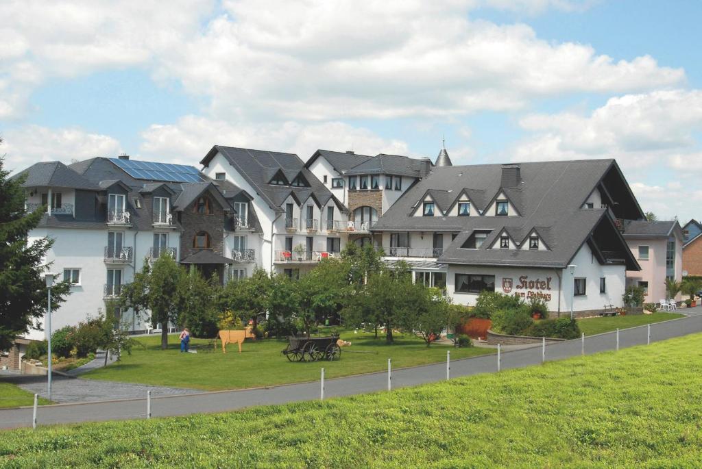 Hotel zum Rehberg Mühlenweg 1, 56288 Kastellaun