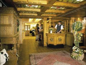 Hotel Zum weißen Stein