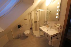 Hôtel Hotel Zur Krone Marienstraße 2 63549 Ronneburg Hesse