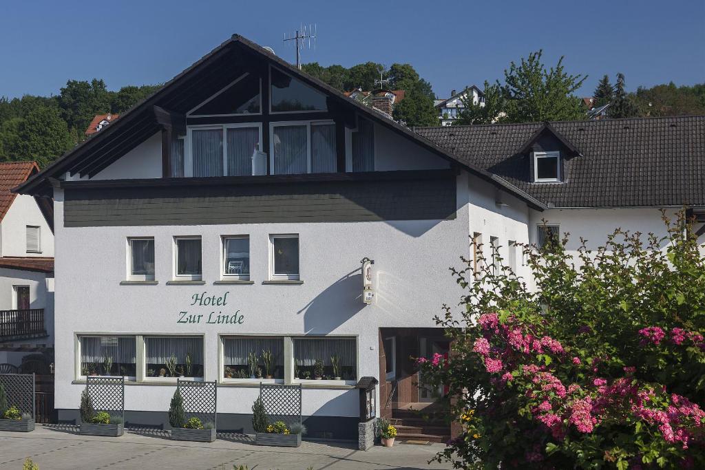 Hotel zur Linde Dorfstraße 1, 63579 Freigericht