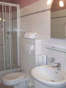 Hôtel Hotel Zur Linde Südermarkt 1 25704 Meldorf Schleswig-Holstein