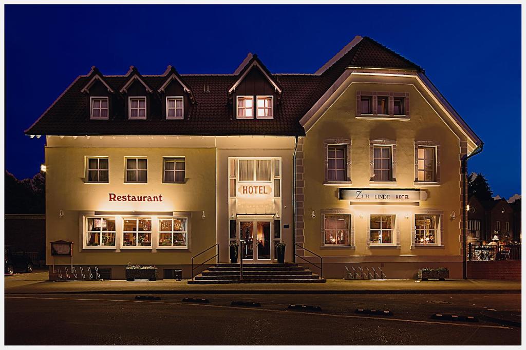 Hôtel Hotel Zur Linde Mittelstraße 96 46514 Schermbeck