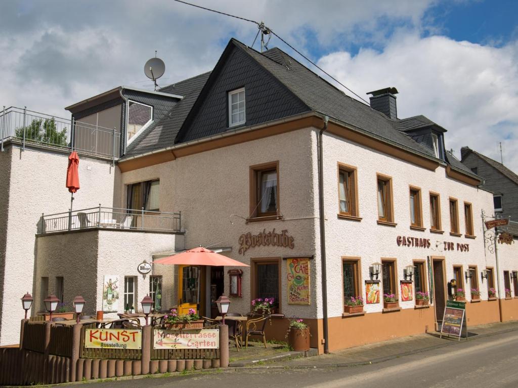 Hotel zur Post - Burg an der Mosel Moselstraße 18, 56843 Burg an der Mosel