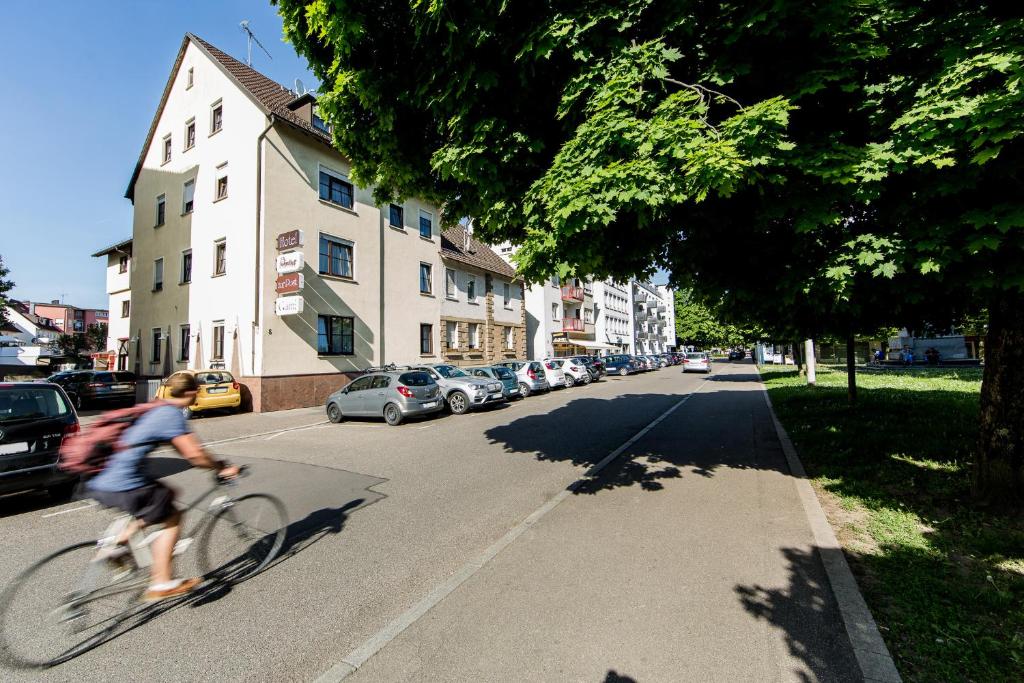 Hotel zur Post Bismarckstrasse 5, 74072 Heilbronn