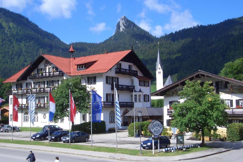Hôtel Hotel zur Post Nördliche Haupstrasse 5-7 83708 Kreuth