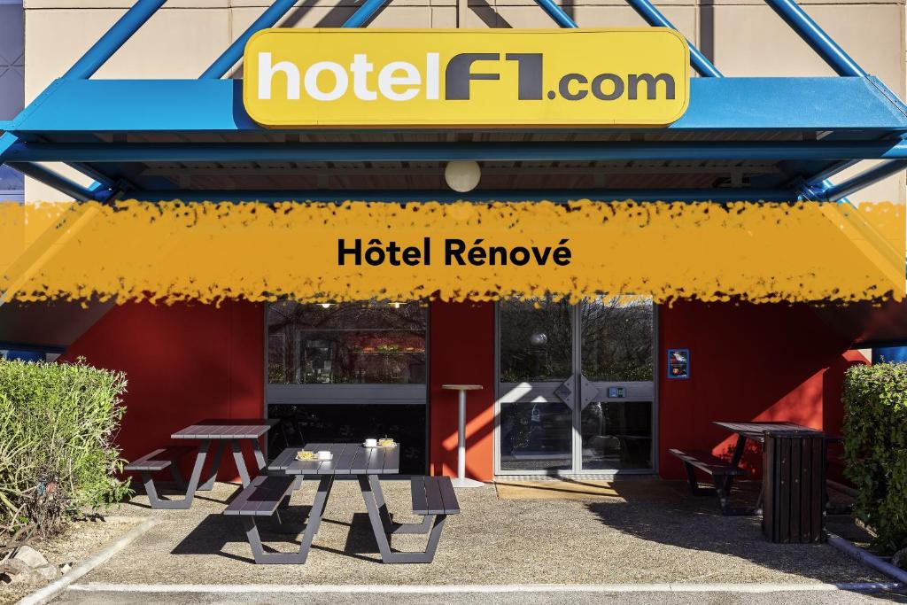 hotelF1 Rouen Louviers Val de Reuil 123 Rue Bernard Chedeville, 27100 Val de Reuil