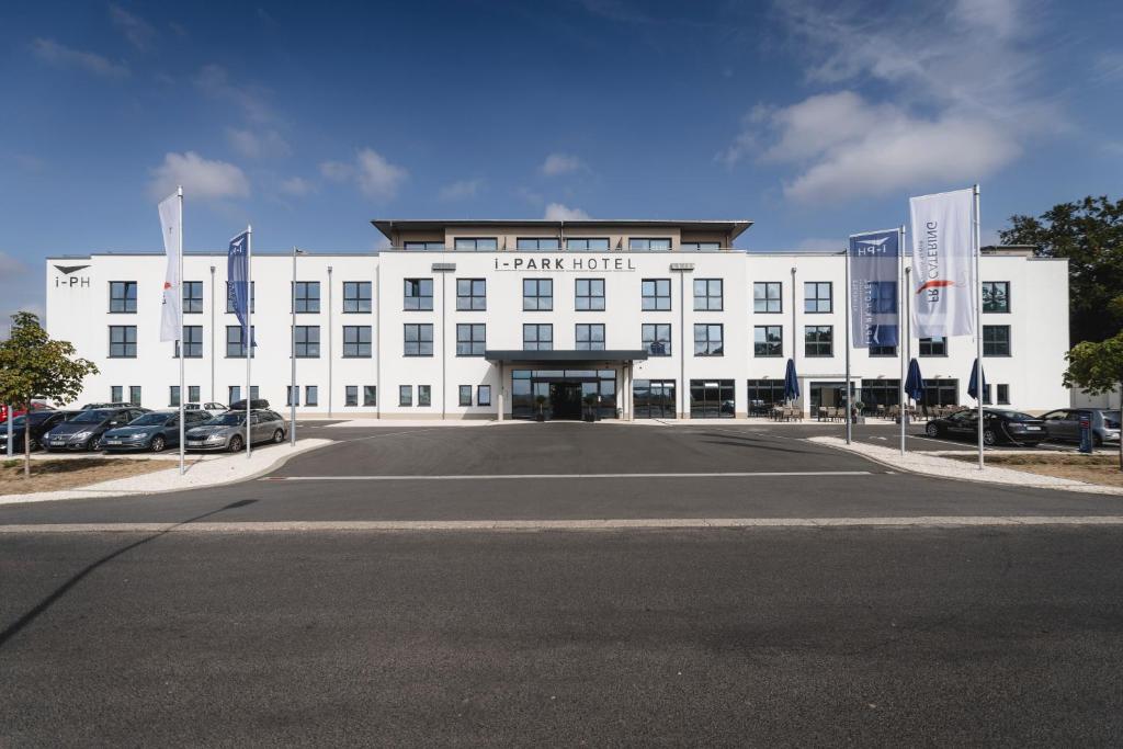 i - PARK Hotel Klingholz Georg-Heinrich-Appl-Strasse 9, 97234 Reichenberg