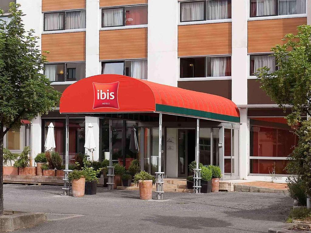 Hôtel ibis Annemasse-Genève 38, route de Genève 74100 Ambilly