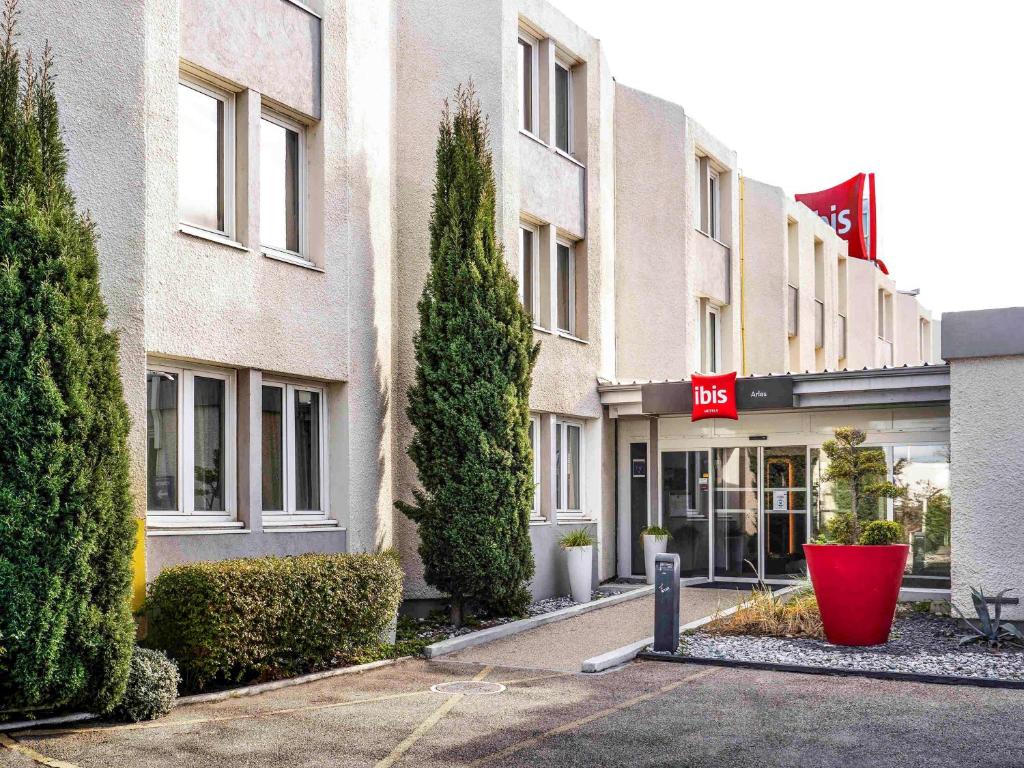 ibis Arles Rue Gerard Gadiot Centre Commercial Fourchon, 13200 Arles