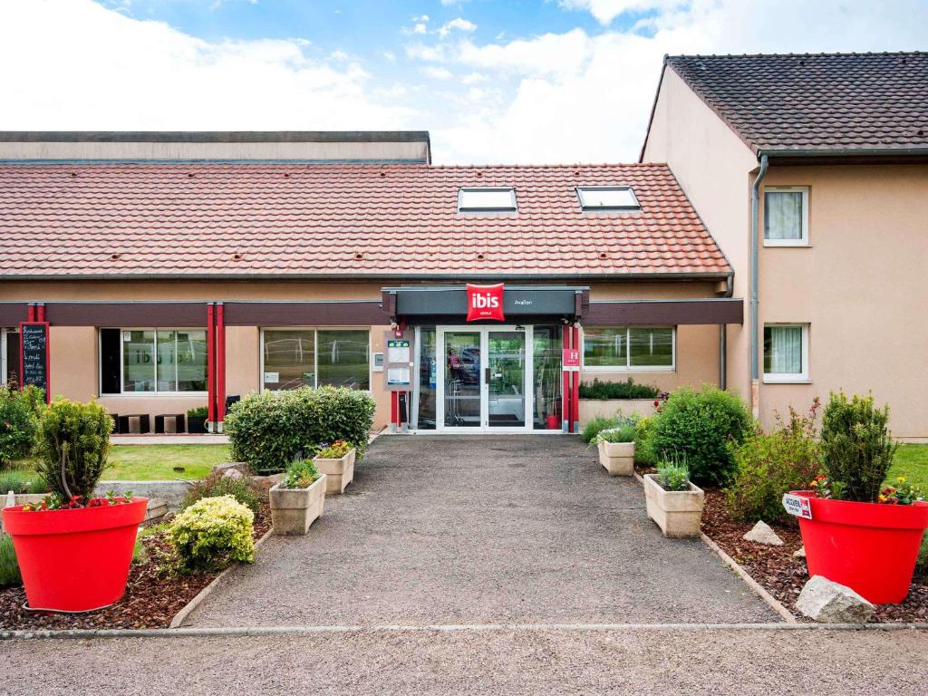 Hôtel ibis Avallon 33 rue de La Bergerie 89200 Magny