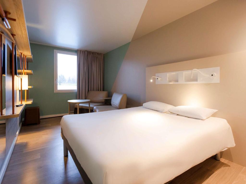 Hôtel ibis budget Albertville 144 Avenue Georges Pompidou 73200 Gilly-sur-Isère