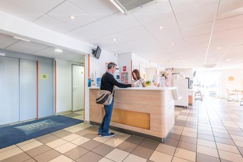 ibis budget Amberieu en Bugey/Chateau Gaillard A42