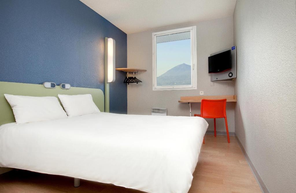 ibis budget Clermont Ferrand Nord Riom Rue Louis Armstrong, 63200 Riom