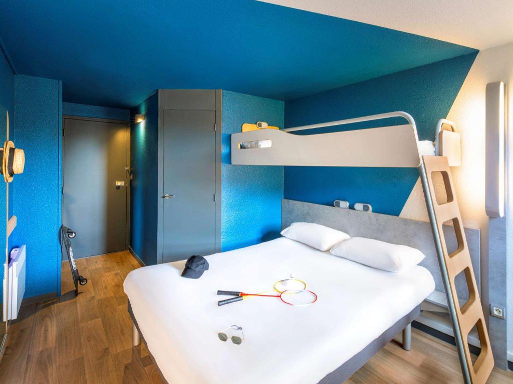 Hôtel ibis budget Grenoble Voreppe Chemin Des Mariniers 38340 Voreppe