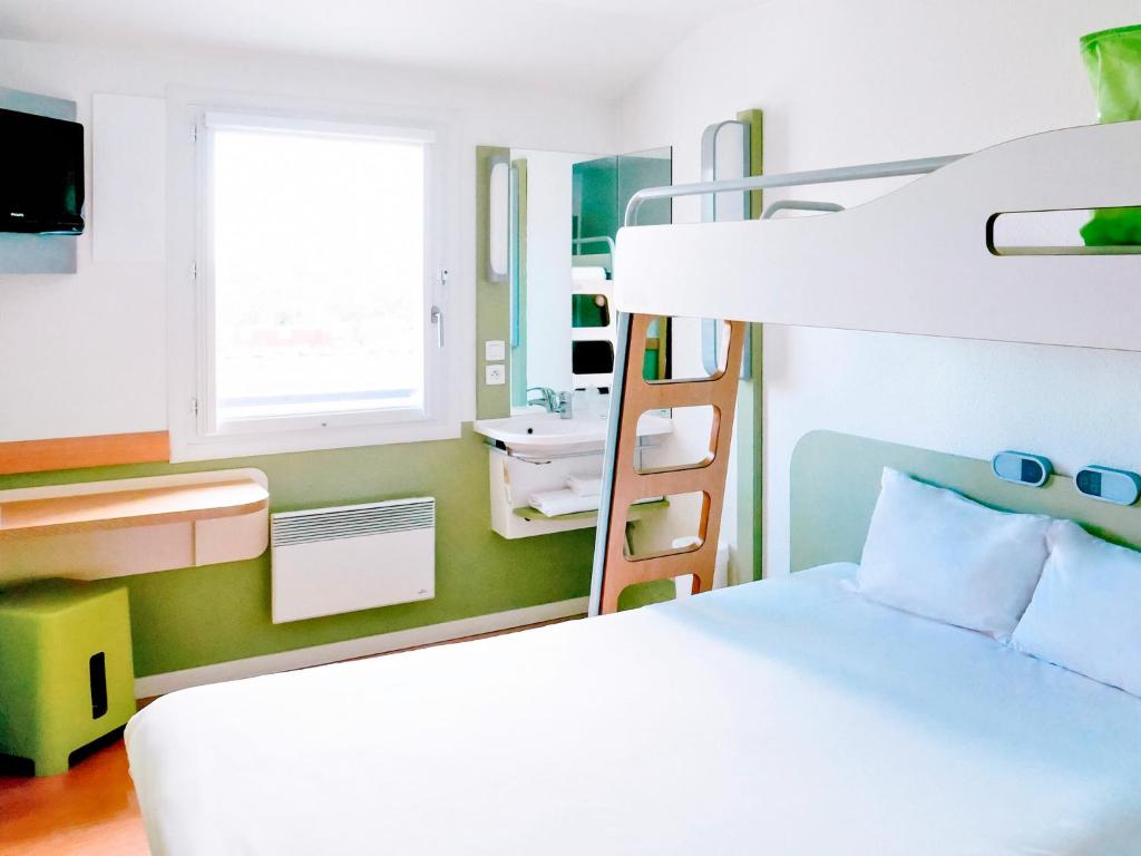 ibis budget Honfleur Centre Rue des vases, 14600 Honfleur