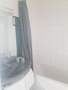 Hôtel ibis budget Lorient Hennebont Allée Villeneuve ZAC du Parco 56700 Hennebont Bretagne