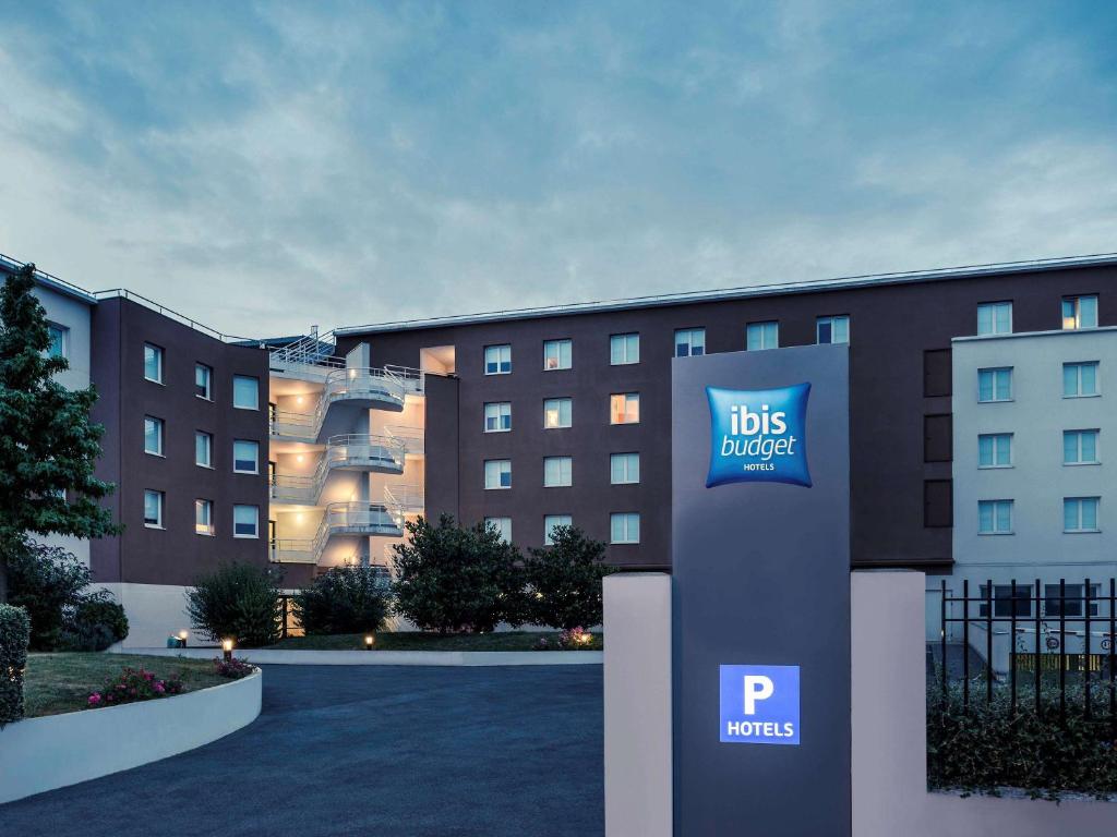 Hôtel ibis budget Marne la Vallée Val d'Europe 6 Rue De La Gare 77144 Montévrain