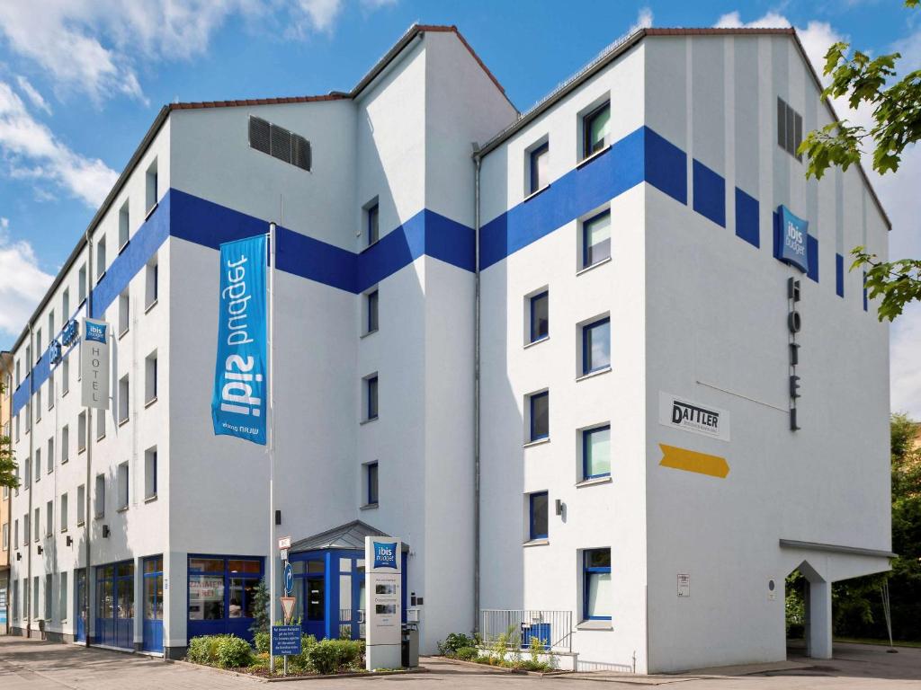 ibis budget Muenchen City Sued Tegernseer Landstrasse 174 B, 81539 Munich