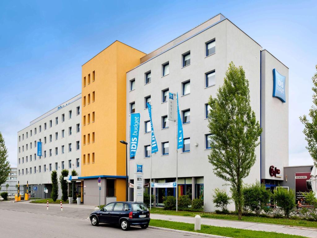 ibis budget Muenchen Ost Messe Bahnhofstrasse 4, 85609 Aschheim