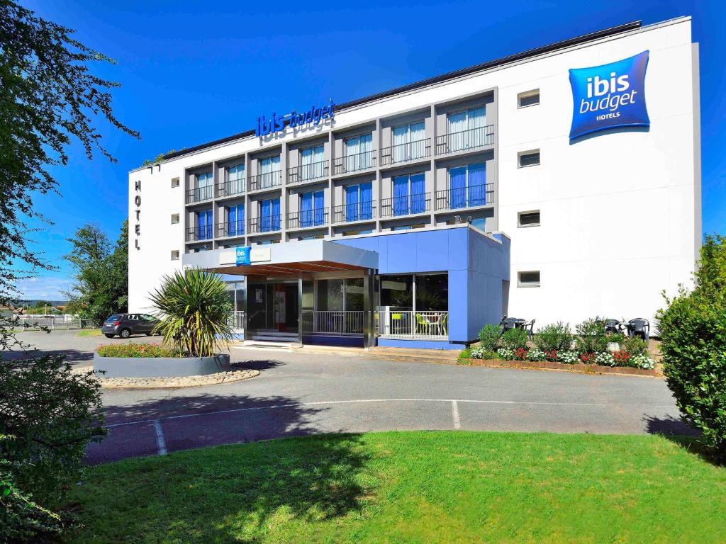 Hôtel ibis budget Pau Lescar 1 Rue du Bilaa 64230 Lescar