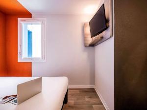 Hôtel Ibis Budget Perpignan Sud 66  avenue de Rôme ZAC du Grand Saint-Charles 66000 Perpignan Languedoc-Roussillon