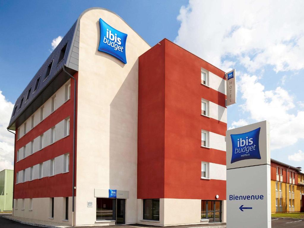 Hôtel ibis budget Pontarlier 29 rue Denis Papin 25300 Pontarlier