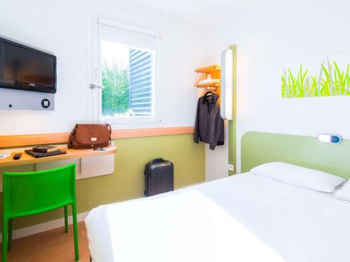 ibis budget Rennes Route de Saint Malo