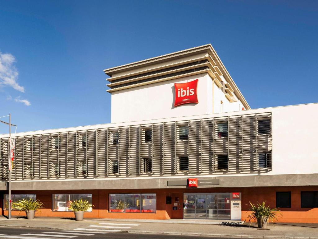 ibis Cannes Mandelieu 802 Boulevard Des Écureuils, 06210 Mandelieu-la-Napoule