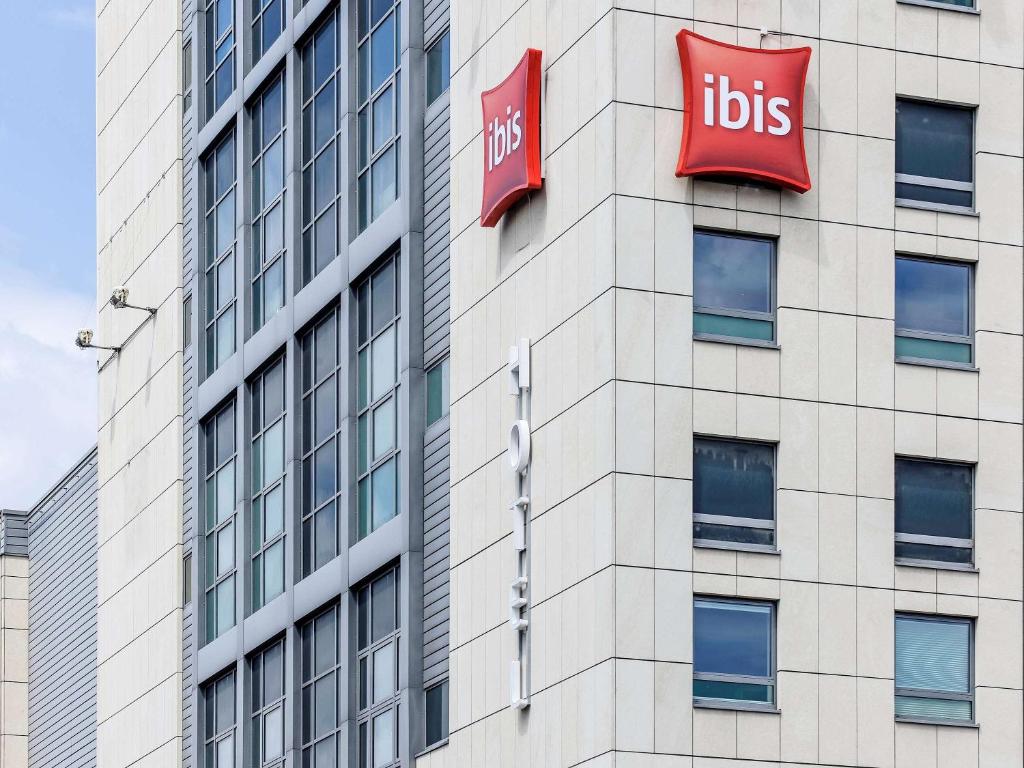 ibis Hotel Berlin Spandau Klosterstr. 4, 13581 Berlin