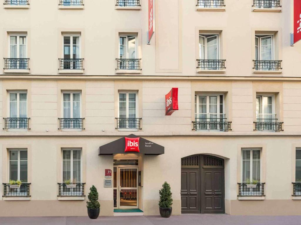 Hôtel ibis Levallois Perret 24 rue Trebois 92300 Levallois-Perret