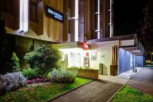 Hôtel ibis Lyon Est Bron 36 Avenue du Doyen Jean Lepine 69500  Bron Rhône-Alpes