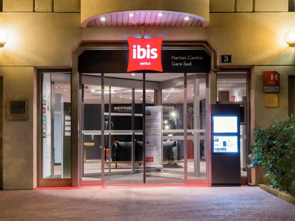 Hôtel ibis Nantes Centre Gare Sud 3 allée Baco 44000 Nantes