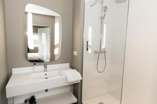ibis Nantes Saint Herblain