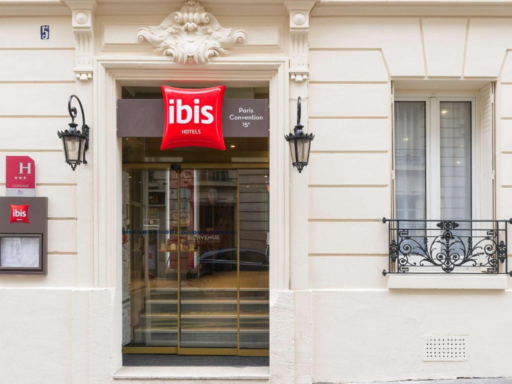 Hôtel ibis Paris Vaugirard Porte de Versailles 5 Rue Eugene Gibez 75015 Paris