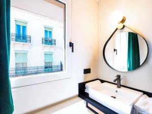 Hôtel Ibis Pau Centre 26 Rue Samonzet 64000 Pau Aquitaine