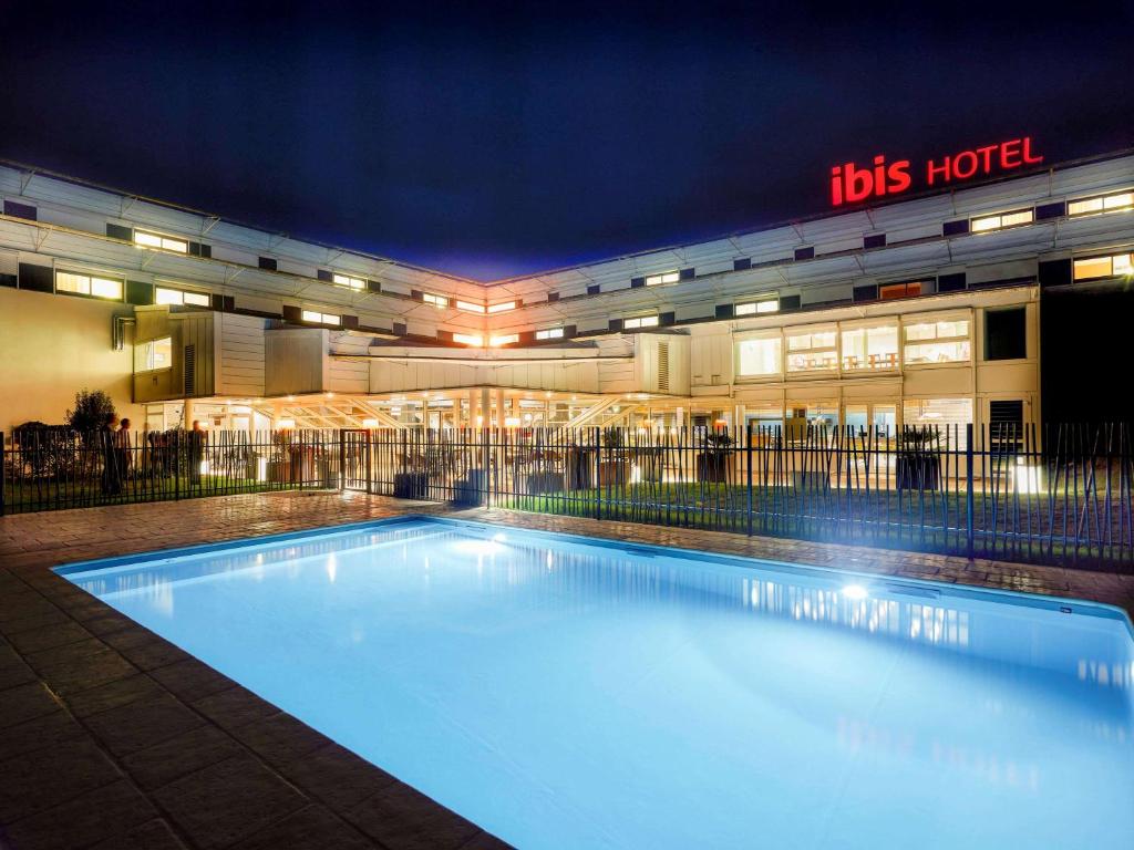 Hôtel ibis Site du Futuroscope 2 Avenue Thomas Edison 86360 Chasseneuil-du-Poitou