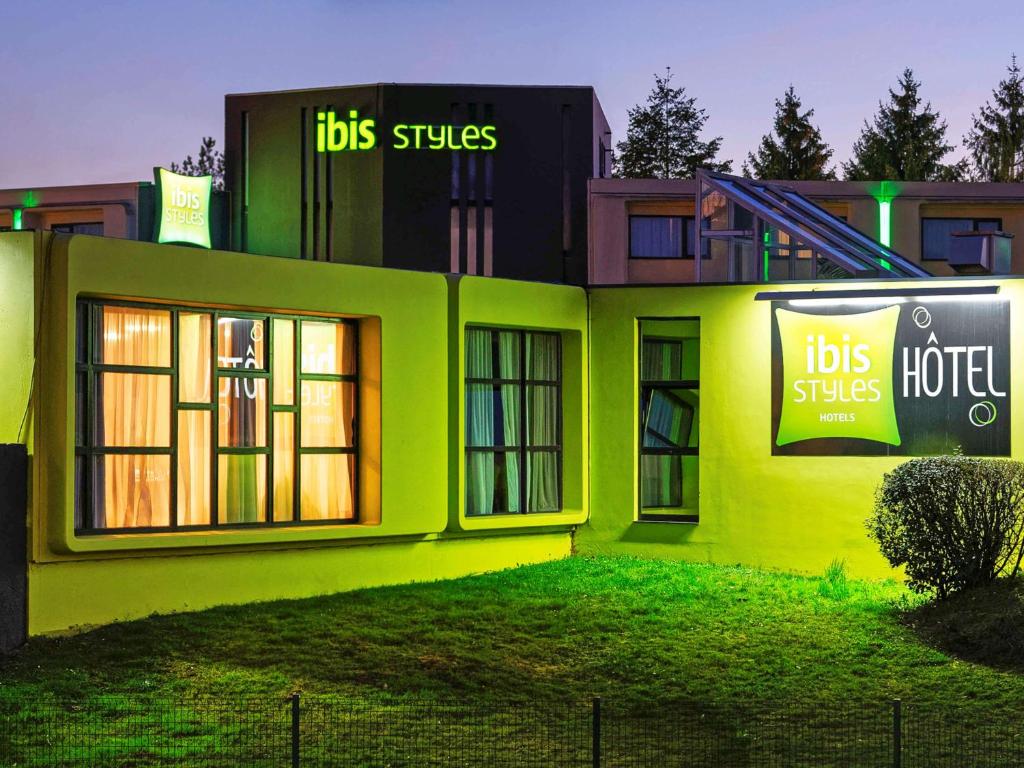 Hôtel ibis Styles Chalon sur Saône Avenue de l'Europe 71100 Chalon-sur-Saône