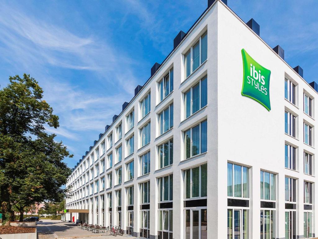 ibis Styles Rastatt Baden-Baden Am Schlossplatz 1, 76437 Rastatt