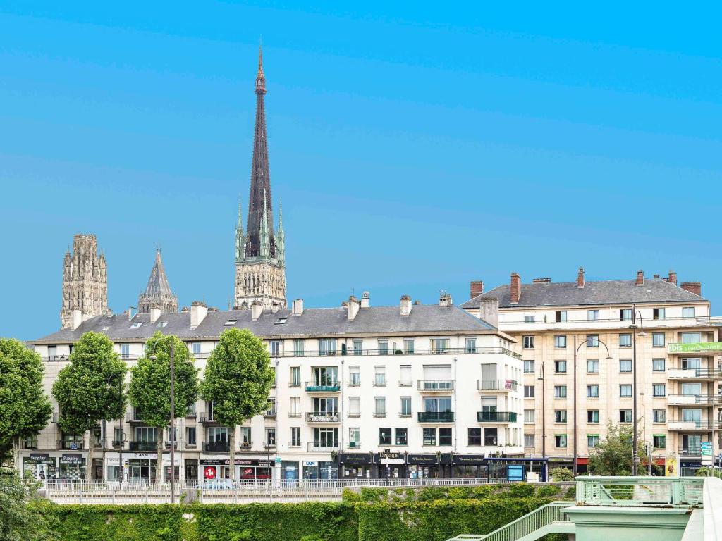 Hôtel Ibis Styles Rouen Centre Cathédrale 9 Place De La Republique 76000 Rouen