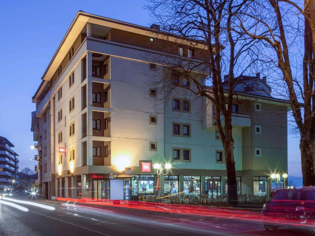 Hôtel ibis Thonon Centre 2 ter Avenue d'Evian 74200 Thonon-les-Bains