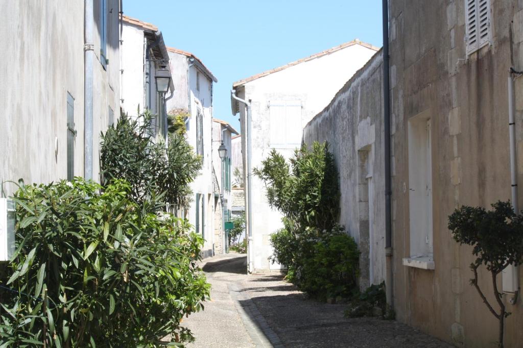 ICON Duplo Ribeira 4050-551 Porto