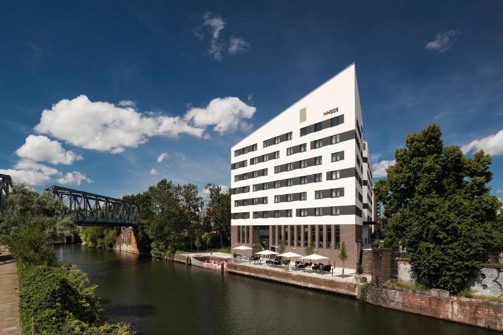 INNSiDE by Meliá Hamburg Hafen Högerdamm 30, 20097 Hambourg