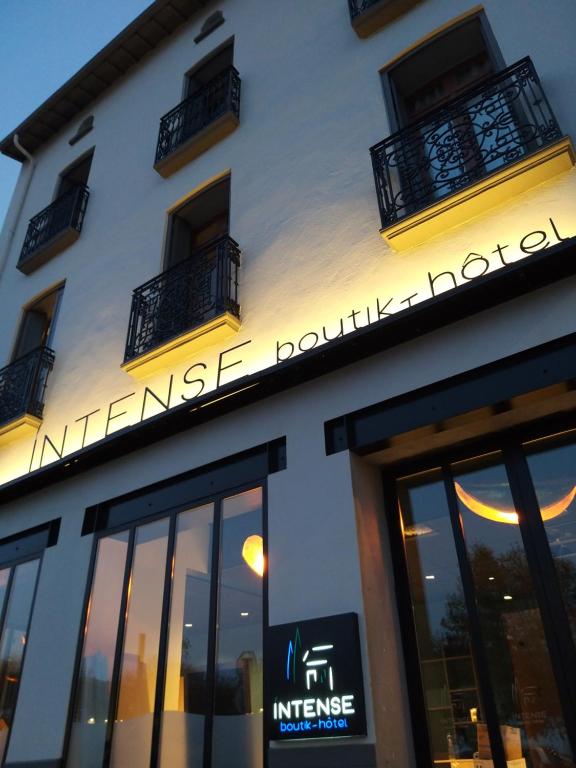 Hôtel Intense Boutik-Hôtel 21 Avenue castellane 66660 Port-Vendres